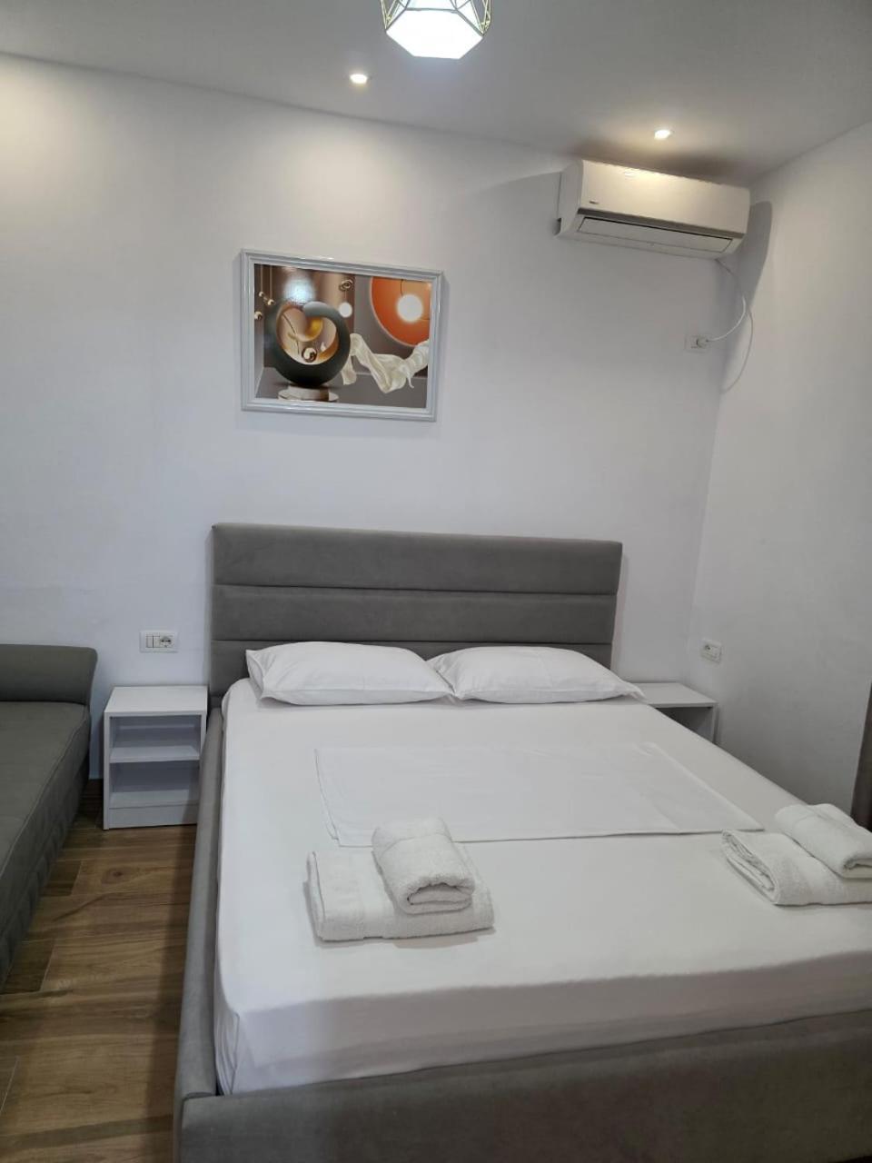 Pensión Jimmy's Ksamil